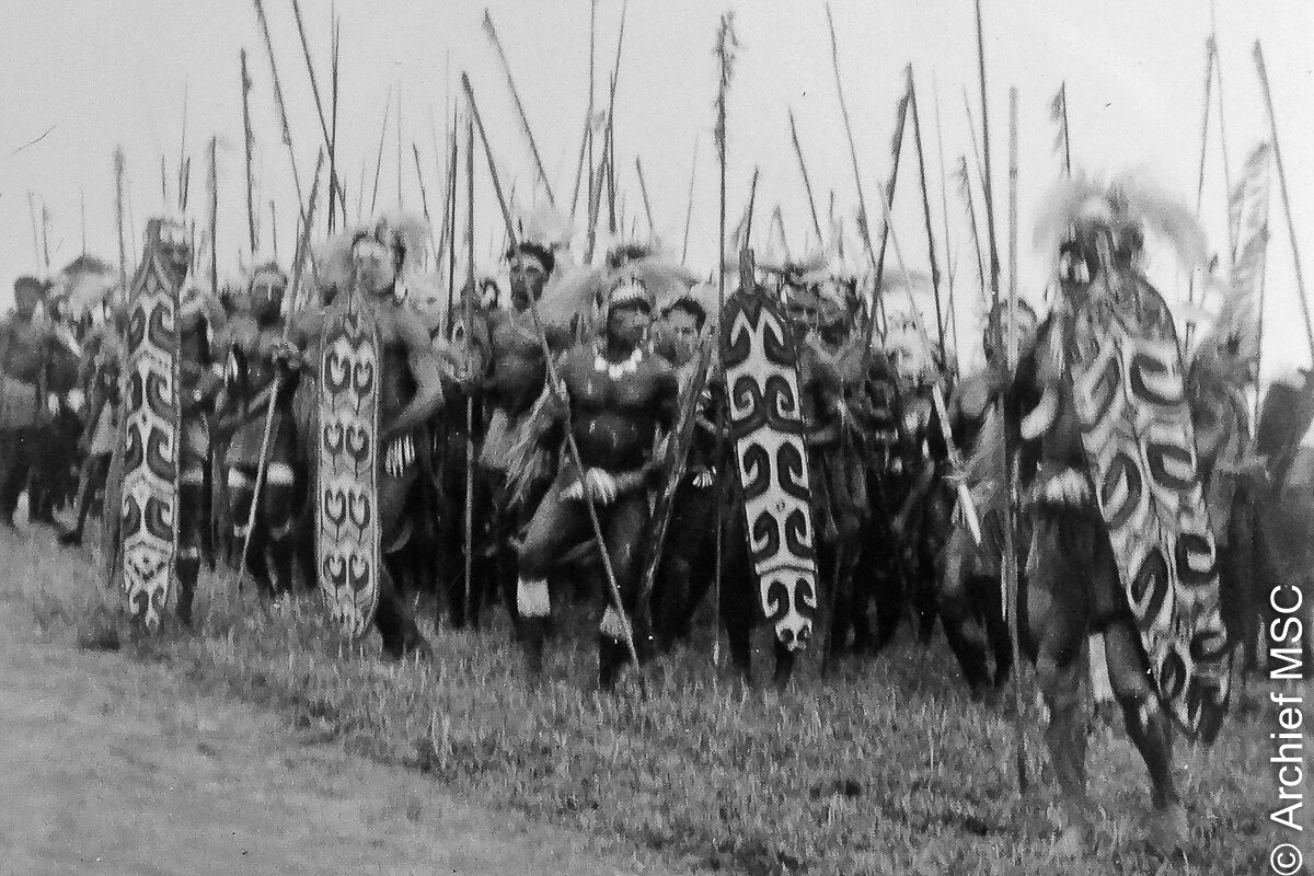 Vredesfeest Kepi 1951, aankomst van de laatste kampong Yodom